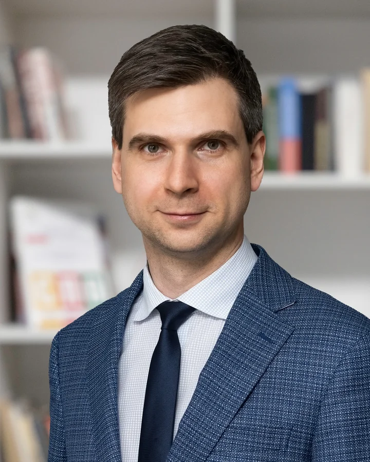 Муратов Александр Владимирович — Проректор ФГБОУ ДПО «Институт развития профессионального образования», ИРПО