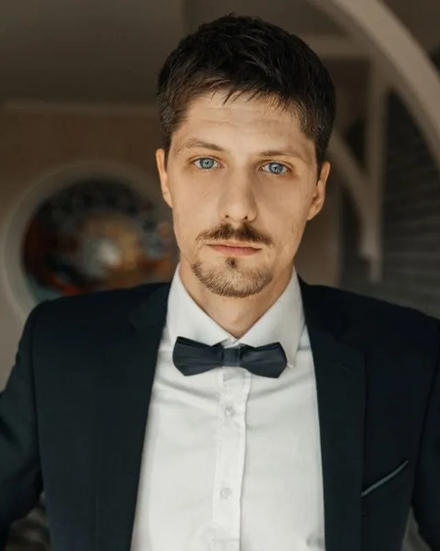 Евгений Штро — Оператор-постановщик, гафер.